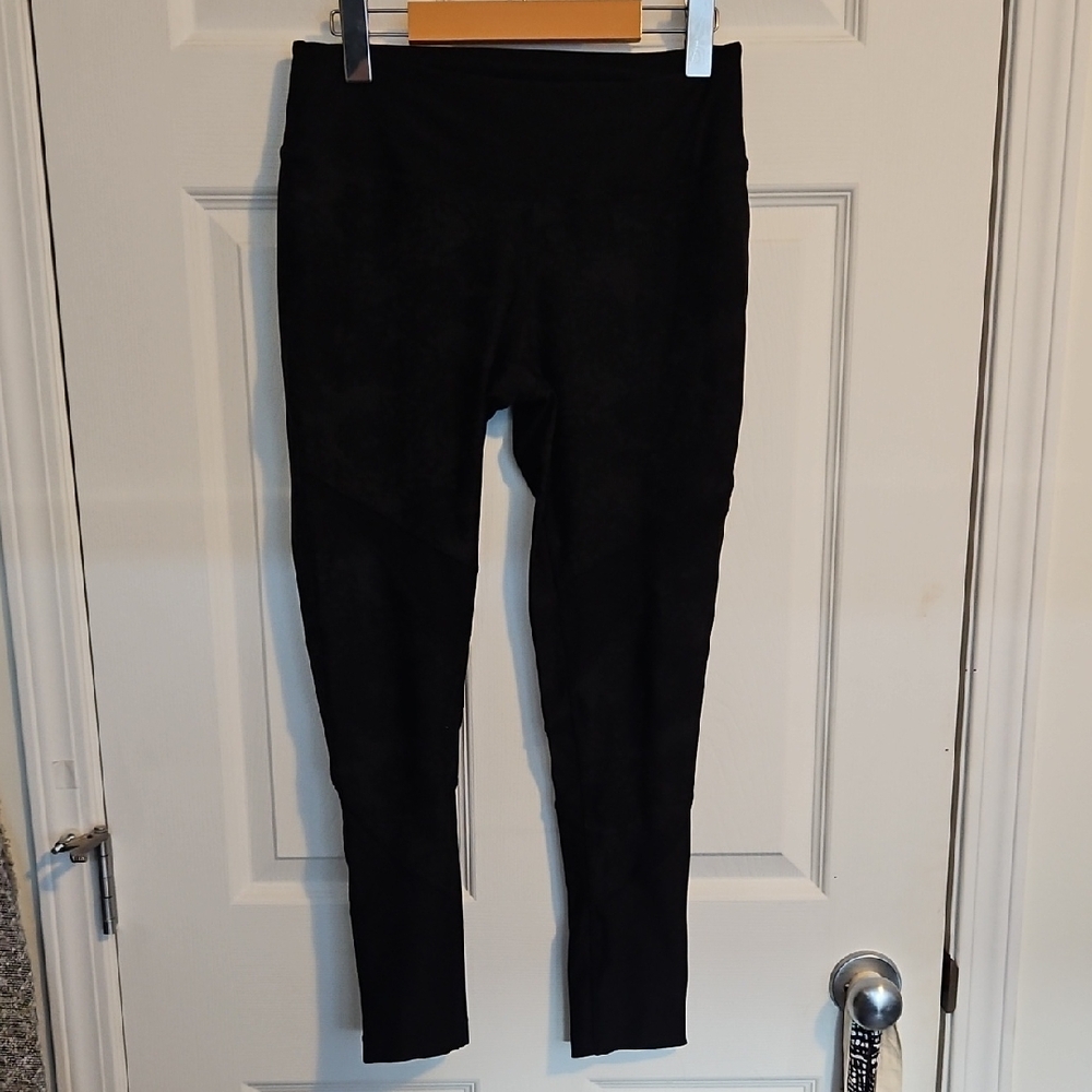 Mondetta Classic Black Leggings
